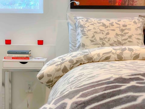 The MINIMALIST - Modern | Zen | Minimum Impact