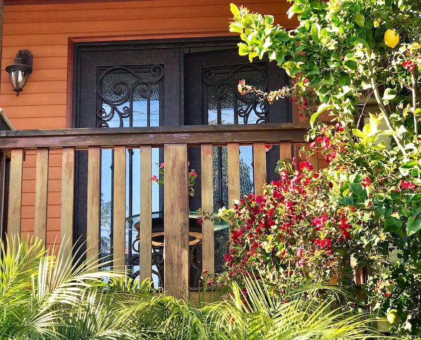 The CRAFTSMAN |  Urban Oasis | Executive Retreat