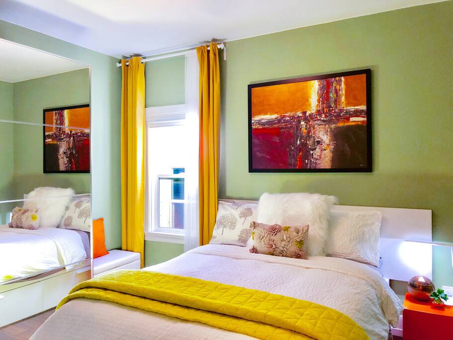 The CRAFTSMAN |  Urban Oasis | Executive Retreat