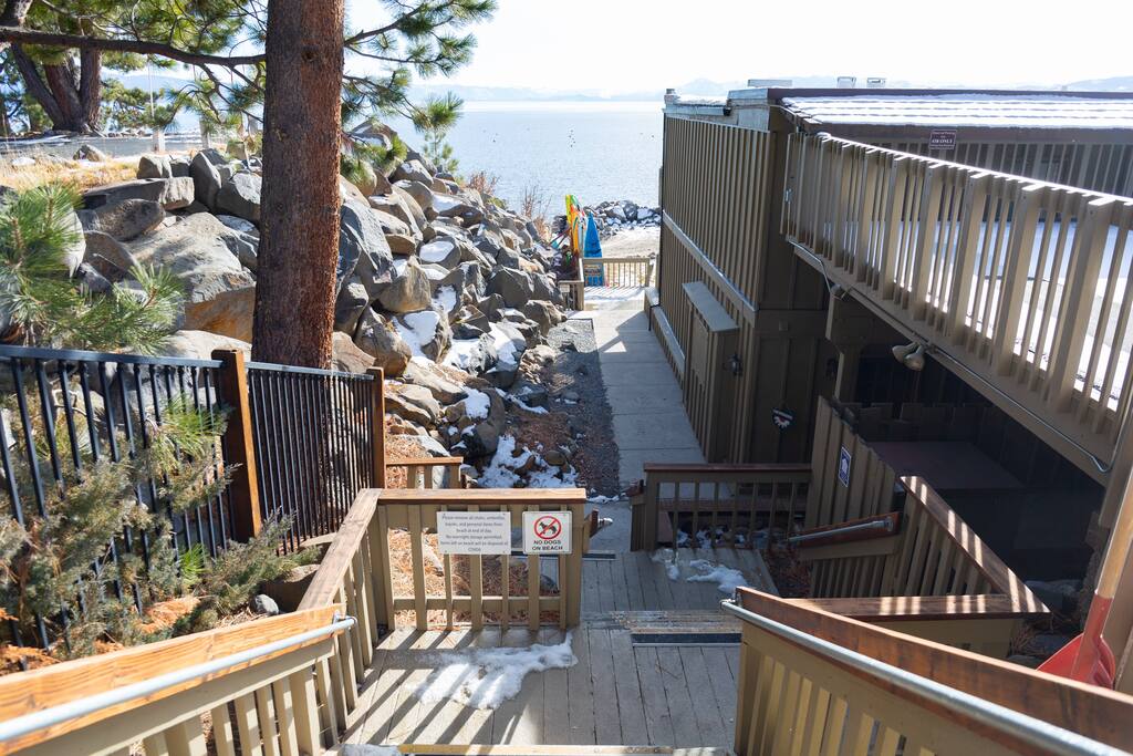 Private Beach | Lakeside Luxe | Hike Kayak Paddle - Tahoe Vista