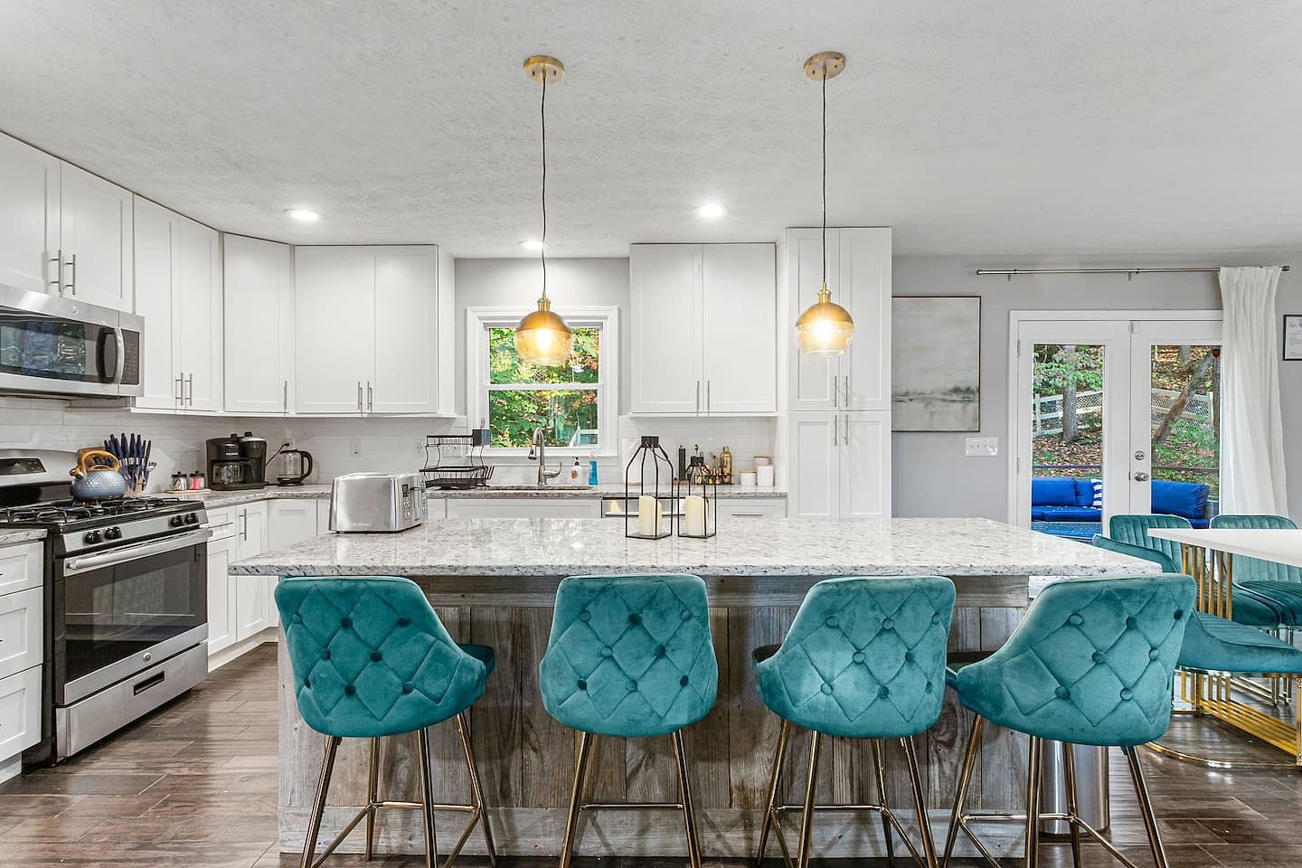 Marietta-pet friendly-Extended Stays Welcome