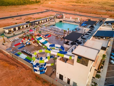 Waterpark NOW OPEN! Spa•Arcade•Mini Golf•Sleeps 17