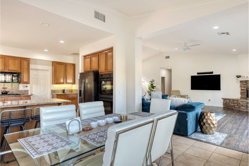 the-comfort-of-home-with-the-luxury-of-a-resort./