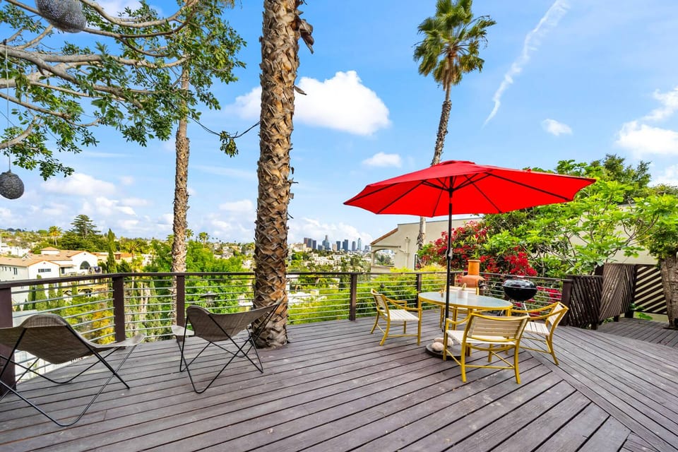 The Robinson Tree House in Silver Lake - Los Angeles