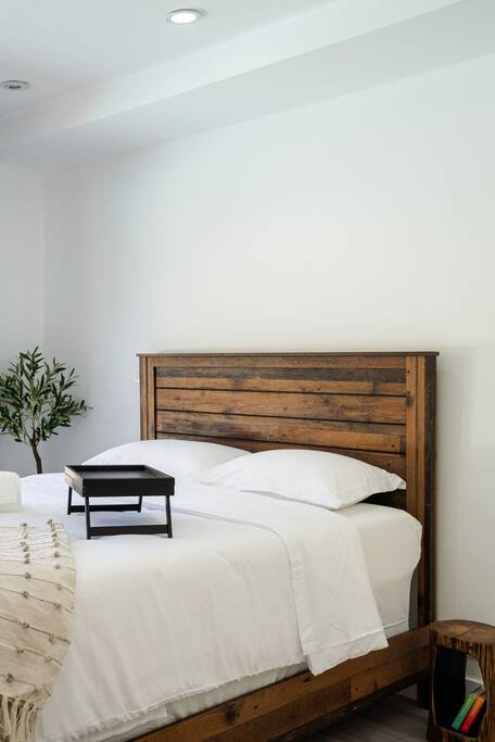 brentwood-5brheated-pool-jacuzzi-game-room/