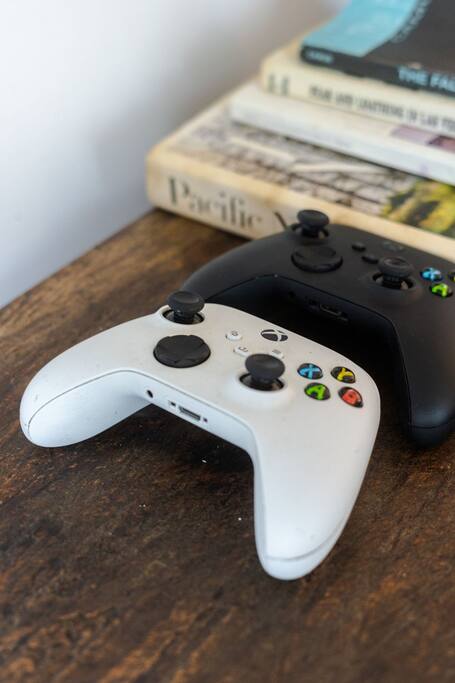 venicegameroomtheaterpoolspa/