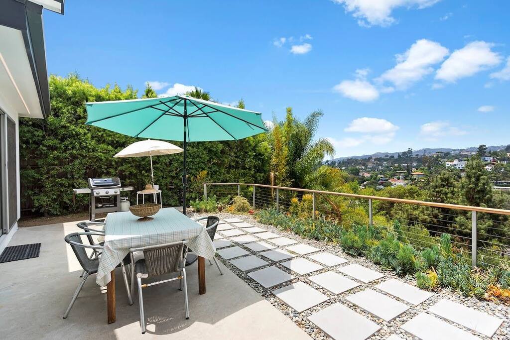 5 mins from Hollywood w/Heated Pool/Amazing Views
