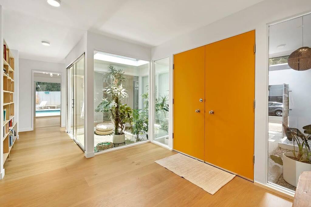 5 mins from Hollywood w/Heated Pool/Amazing Views