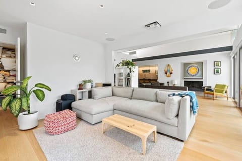 5 mins from Hollywood w/Heated Pool/Amazing Views