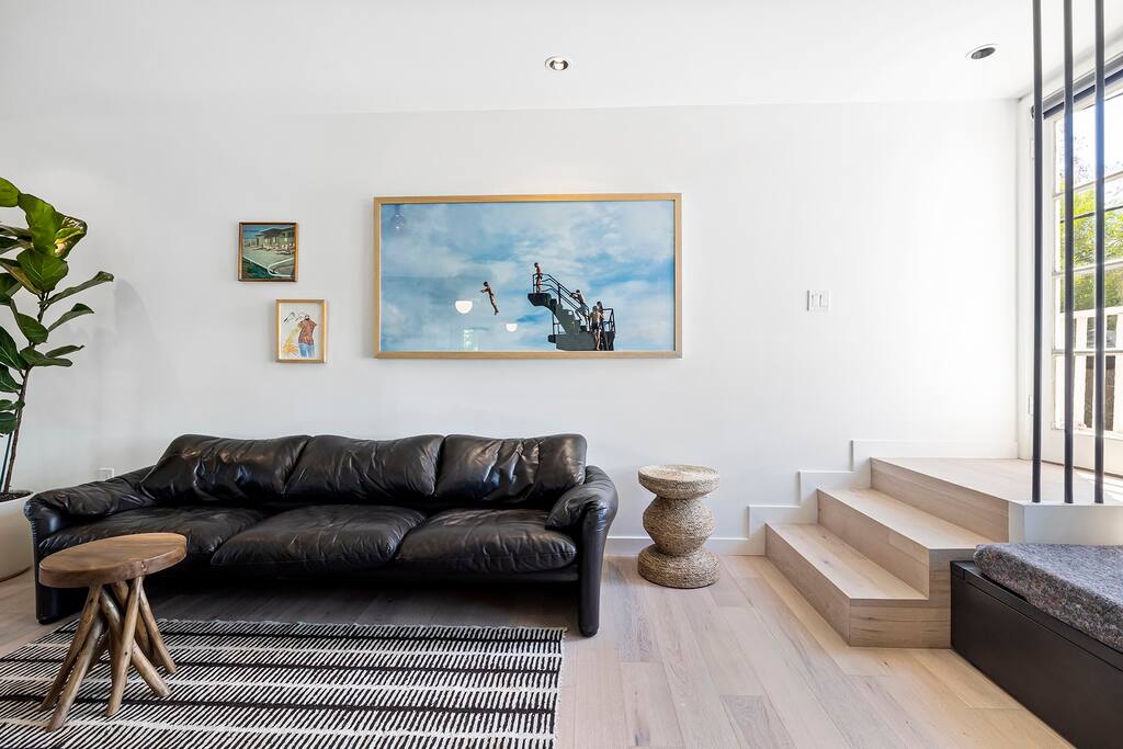 Stylish & Cozy One Bedroom Relaxing Getaway