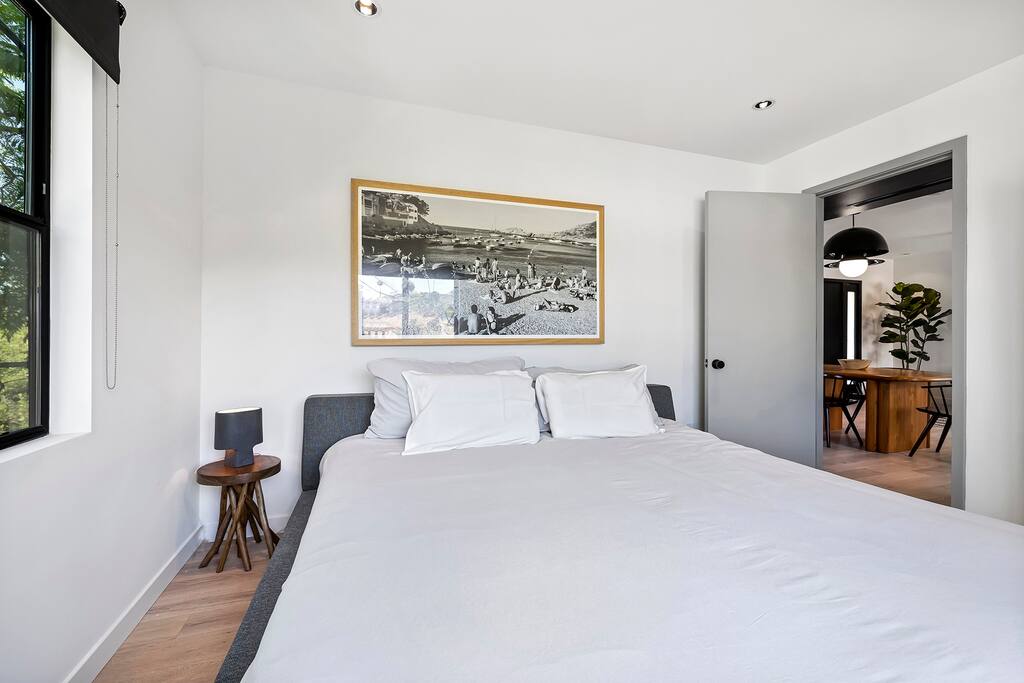 Stylish & Cozy One Bedroom Relaxing Getaway