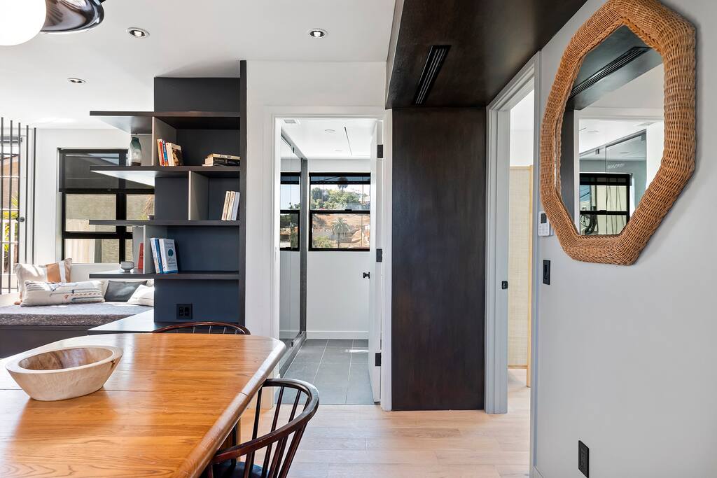 Stylish & Cozy One Bedroom Relaxing Getaway