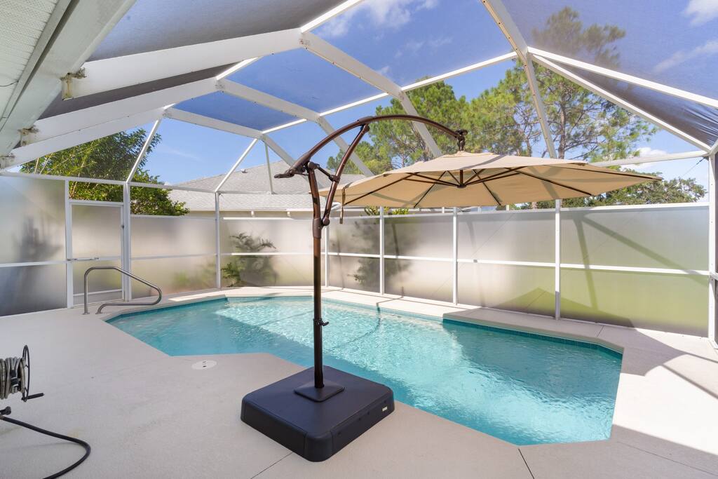 3 Bedroom w/Heated Pool on Championship course - The Villages 3 Bedroom w/Heated Pool on Championship course - The Villages