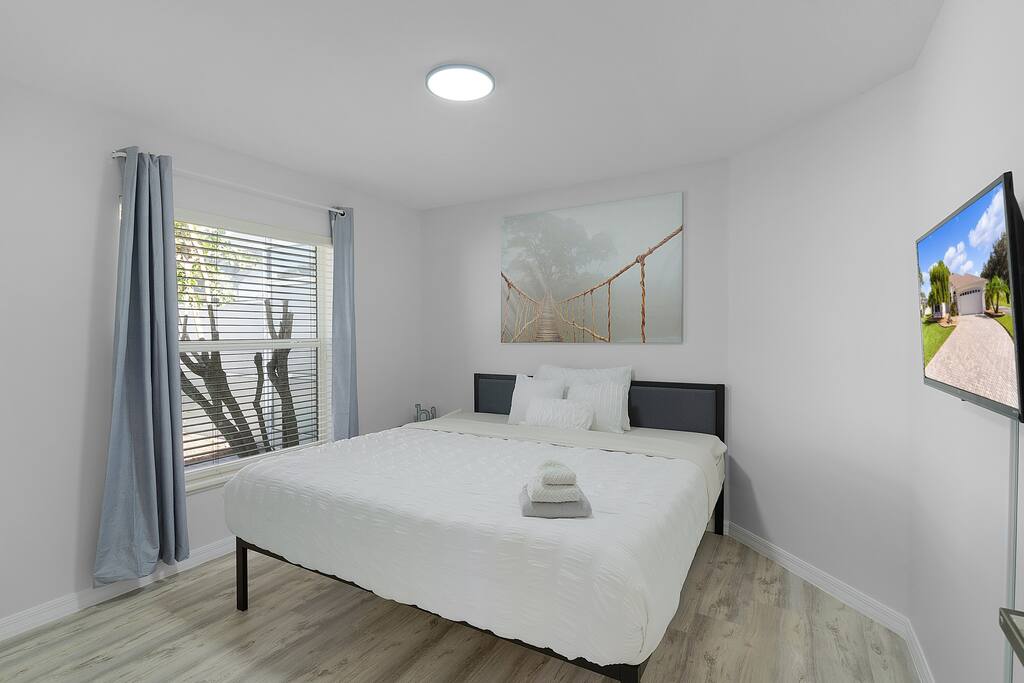 3 Bedroom w/Heated Pool on Championship course - The Villages 3 Bedroom w/Heated Pool on Championship course - The Villages