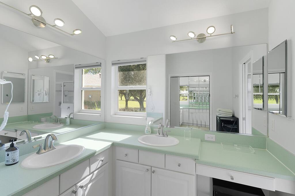 3 Bedroom w/Heated Pool on Championship course - The Villages 3 Bedroom w/Heated Pool on Championship course - The Villages