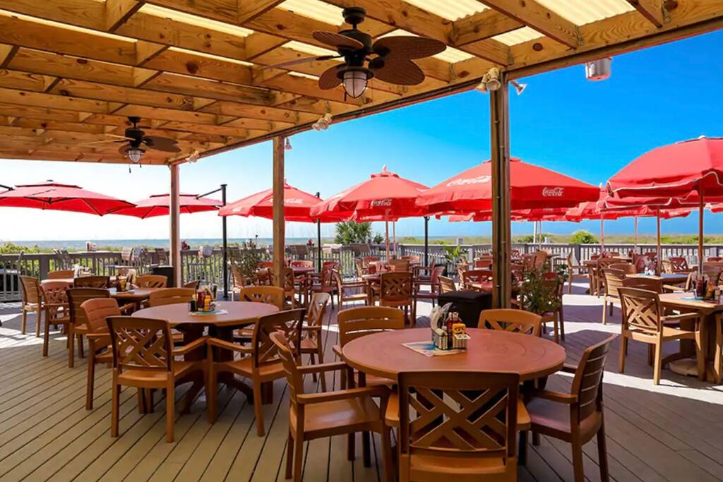 Experience an amazing oceanfront restaurant and bar, perfect for enjoying from the outdoor patio, by the pool, or right on the beach—featuring exceptional cuisine and handcrafted cocktails you won’t want to miss. 

Live music Spring - Fall