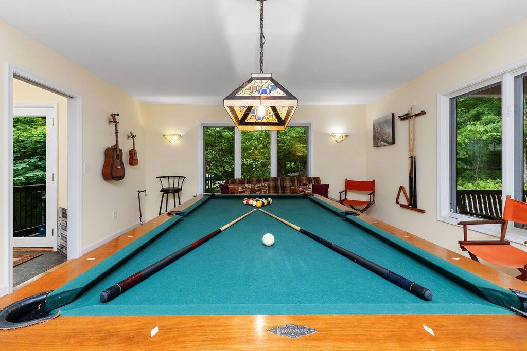 Relax with a game of pool or play some guitar or ukulele.