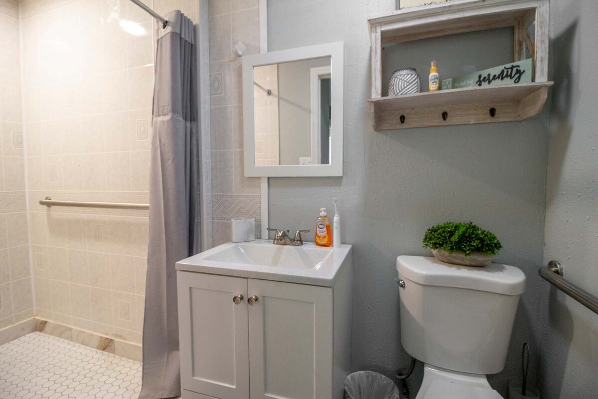 no-cleaning-fee-private-1br-w-kitchen-quiet/