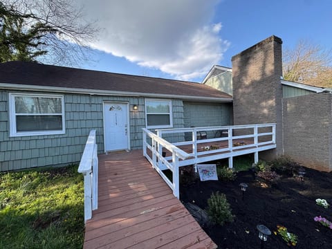 No Cleaning Fee! Private 1BR w/ Kitchen • Quiet &