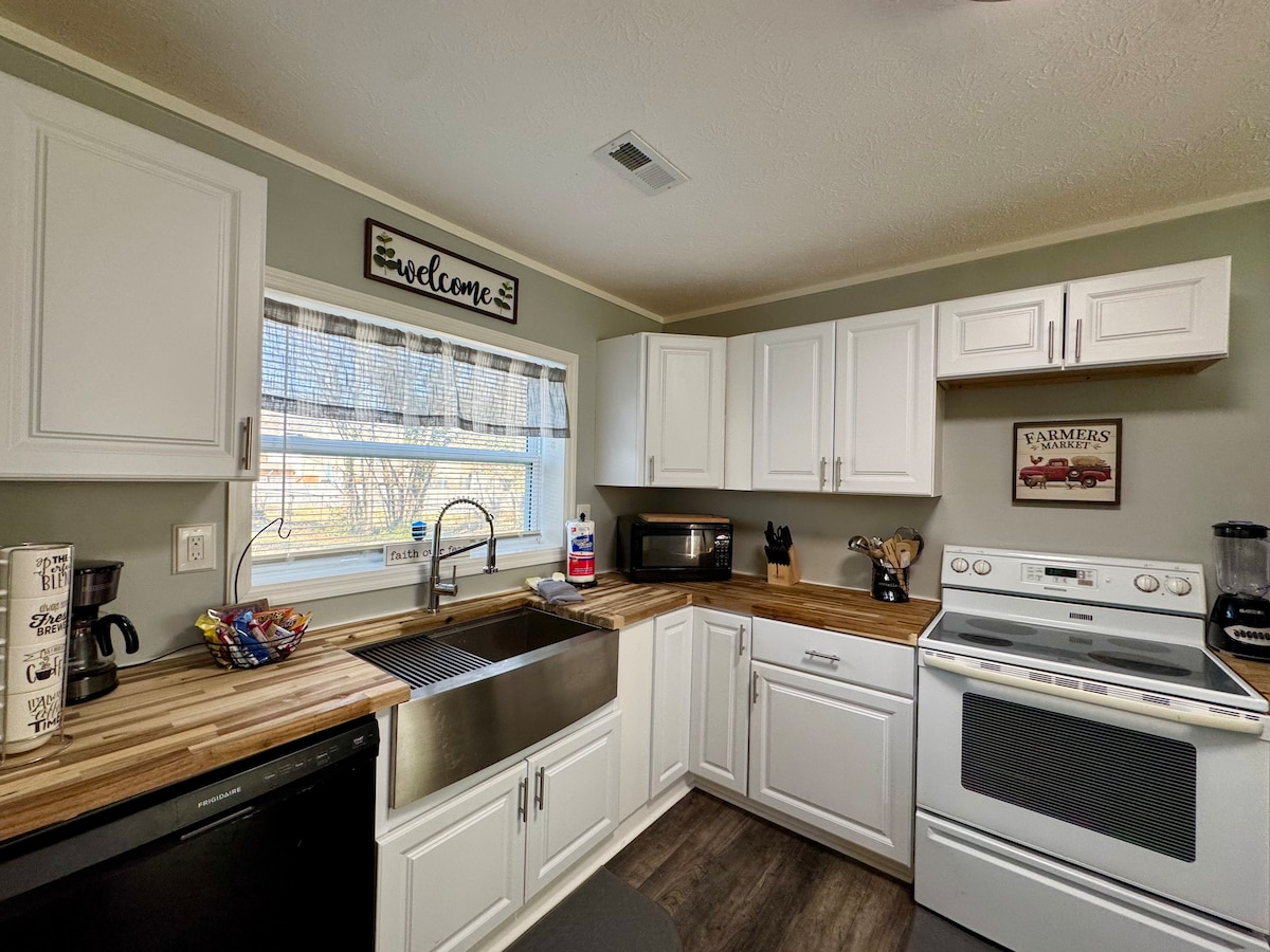 no-cleaning-fee-private-1br-w-kitchen-quiet/