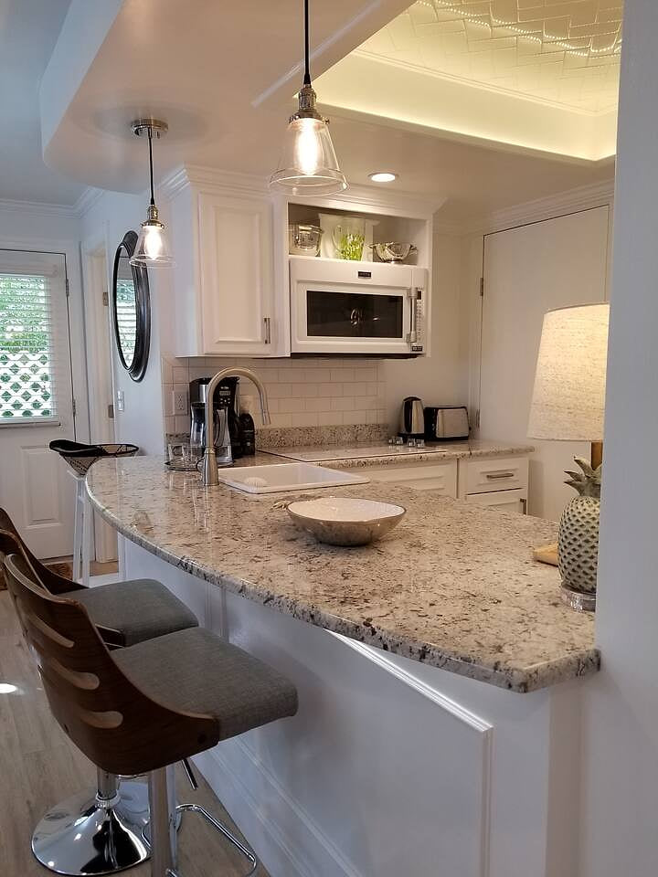 Arbor Suite Apt - Washer/Dryer, Desk, Free Parking