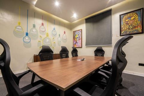George Residence - Ikoyi Room | 24/7 Electricity