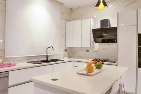 George Residence – Comfy 3BR in Ikoyi | 24/7 Power