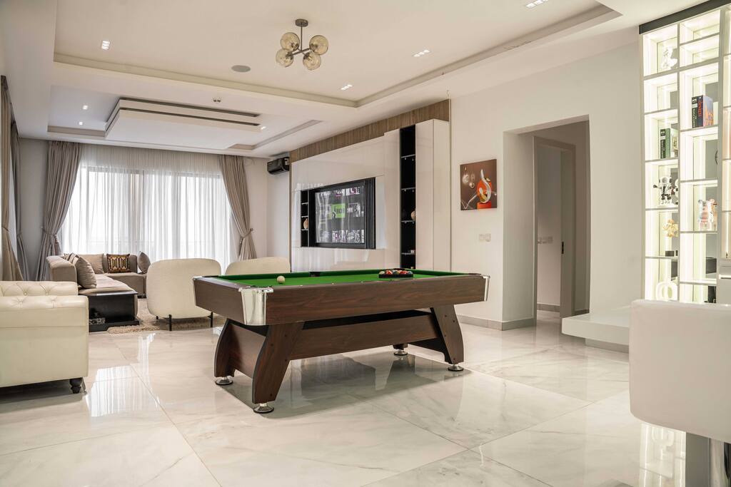 George Residence - Elegant Lekki 2 BR | Free Wi-Fi