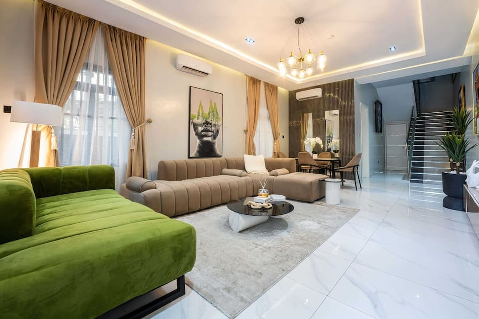 George Residence - Ikoyi 3BR | Stylish & Spacious - Lagos