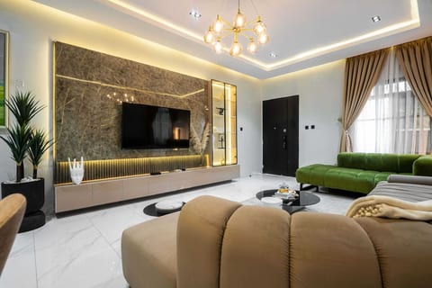 George Residence - Ikoyi 3BR | Stylish & Spacious