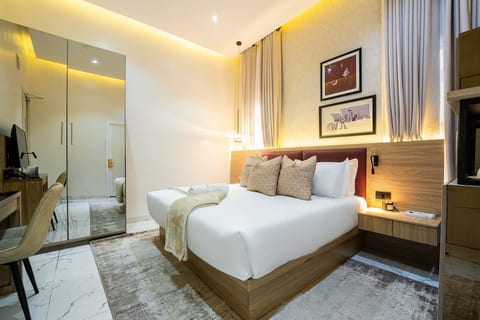 George Residence - Affordable Private Rm in Ikoyi