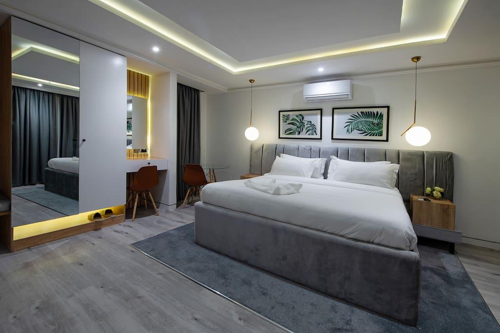 George Residence - Spacious Studio in Lekki | WiFi