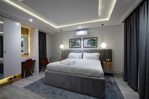 George Residence - Spacious Studio in Lekki | WiFi