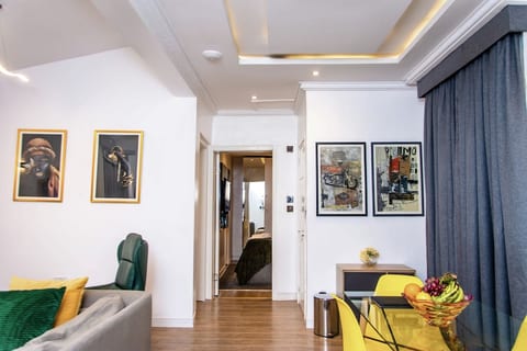 George Residence – Modern 1BR in Lekki | Fast WiFi