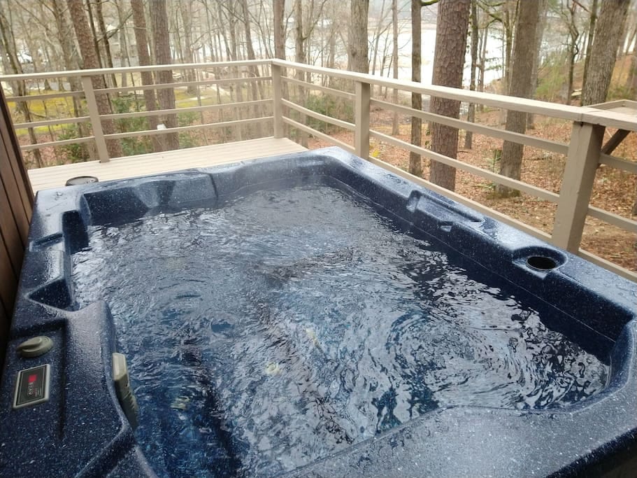 The Cove, lakefront home, hot tub, kayaks, pets - Hot Springs