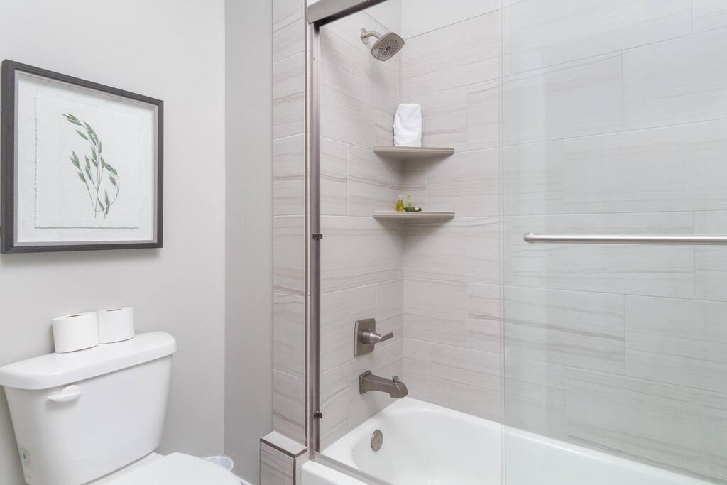 hurricane-ut:-sleeps-19-private-hot-tub-resort/