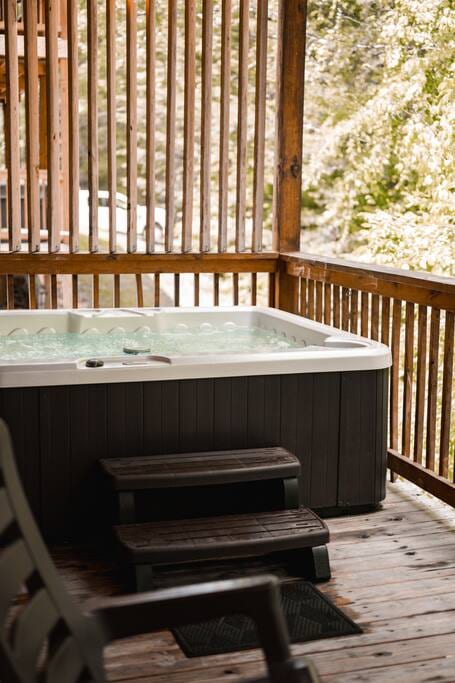 Perfect Location! w/ Theater, Arcade, Hot tub