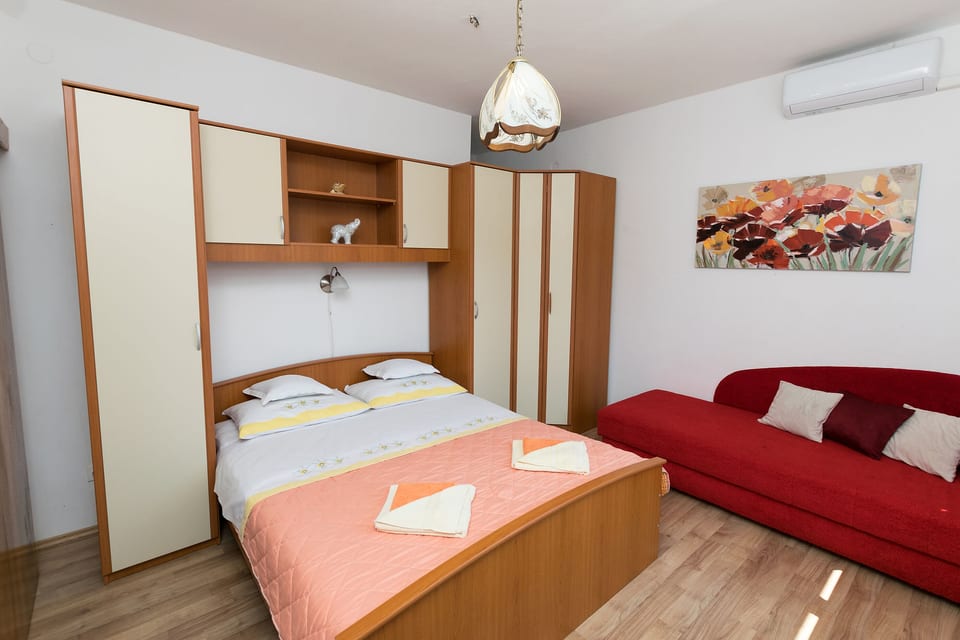 Apartments Liza - Unit 371433-13 - Croatia