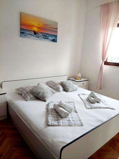 Apartments Pavao - Unit 371455-13