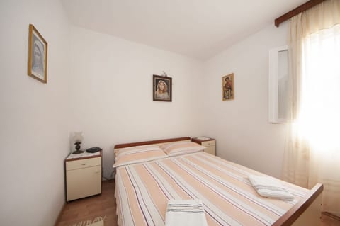 Apartments Mira - Unit 371479-13