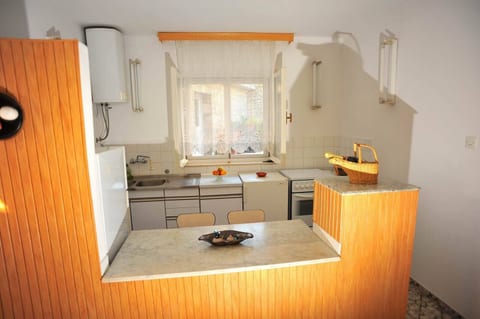 Apartments Piv - Unit 371546-13