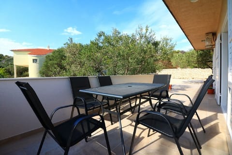 Apartment Martina - Unit 371577-13