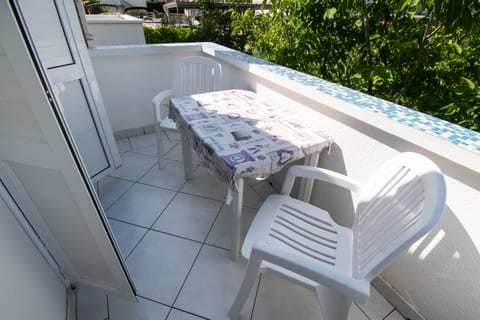 Apartment Den - Unit 371578-13
