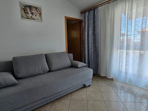 Apartment Den - Unit 371578-13