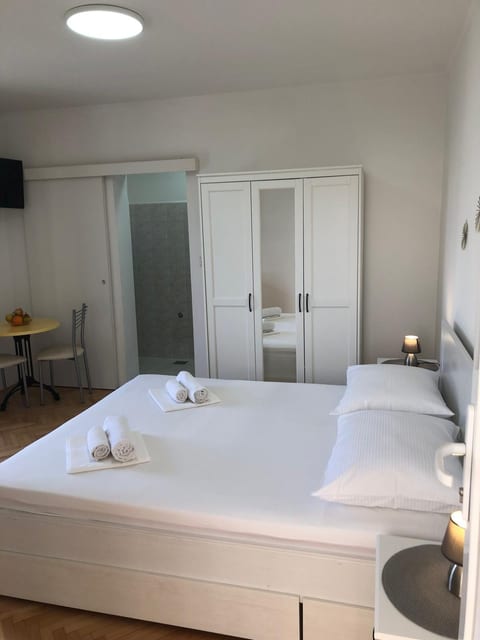 Apartments Sini - Unit 372140-13