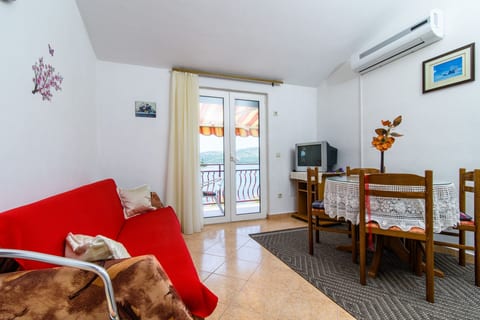 Apartment VV - Unit 371593-13