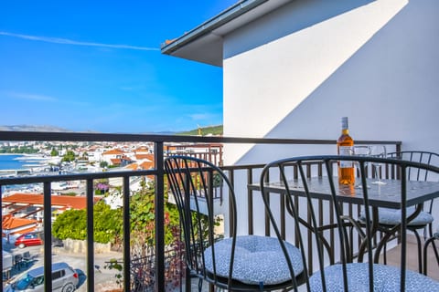 Apartment Mara - Unit 371596-13