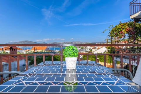 Apartment Mara - Unit 374350-13