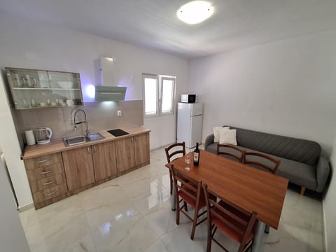 Apartment Graciela - Unit 371606-13