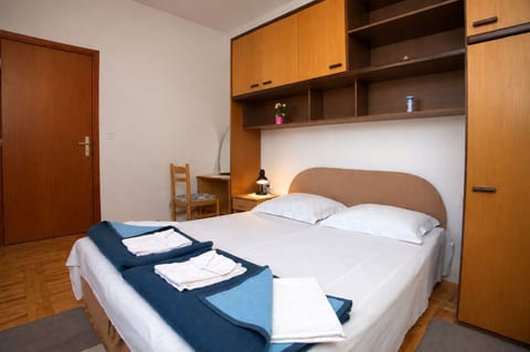 Apartments Nik - Unit 371614-13